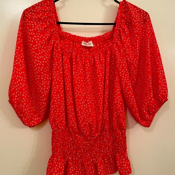 Women’s Sienna Sky red blouse with white flowers - Picture 2 of 6